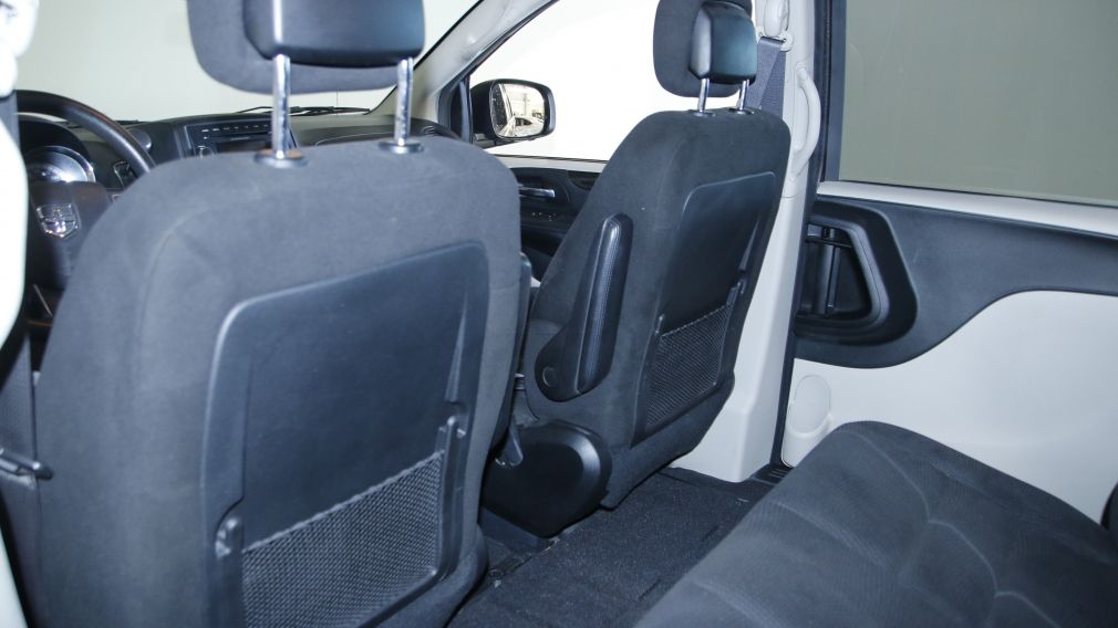 2015 Dodge GR Caravan Canada Value Pkg AUTO AC GR ELEC 7 PASS #20