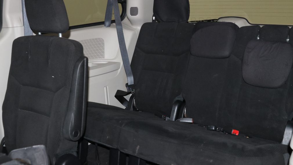2016 Dodge GR Caravan SXT AUTO AC GR ELEC 7 PASS #18