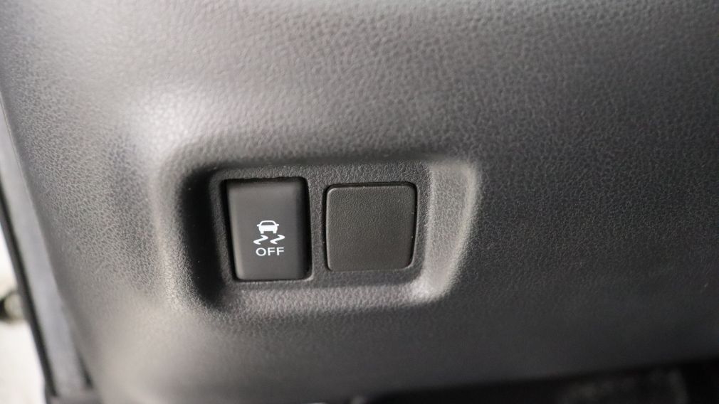 2013 Nissan Versa SV AUTO A/C #7