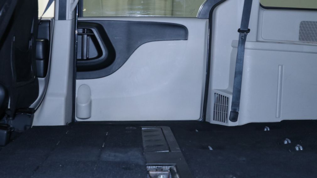 2014 Dodge GR Caravan SXT STOW N GO A/C GR ELECT #34