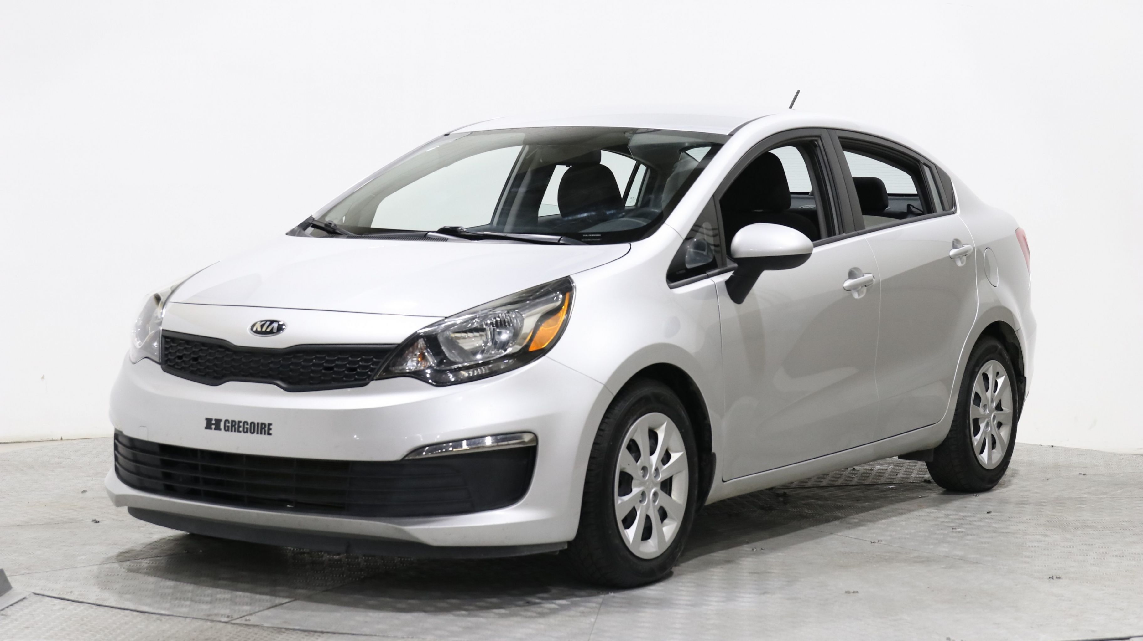 Kia rio 2016 хэтчбек