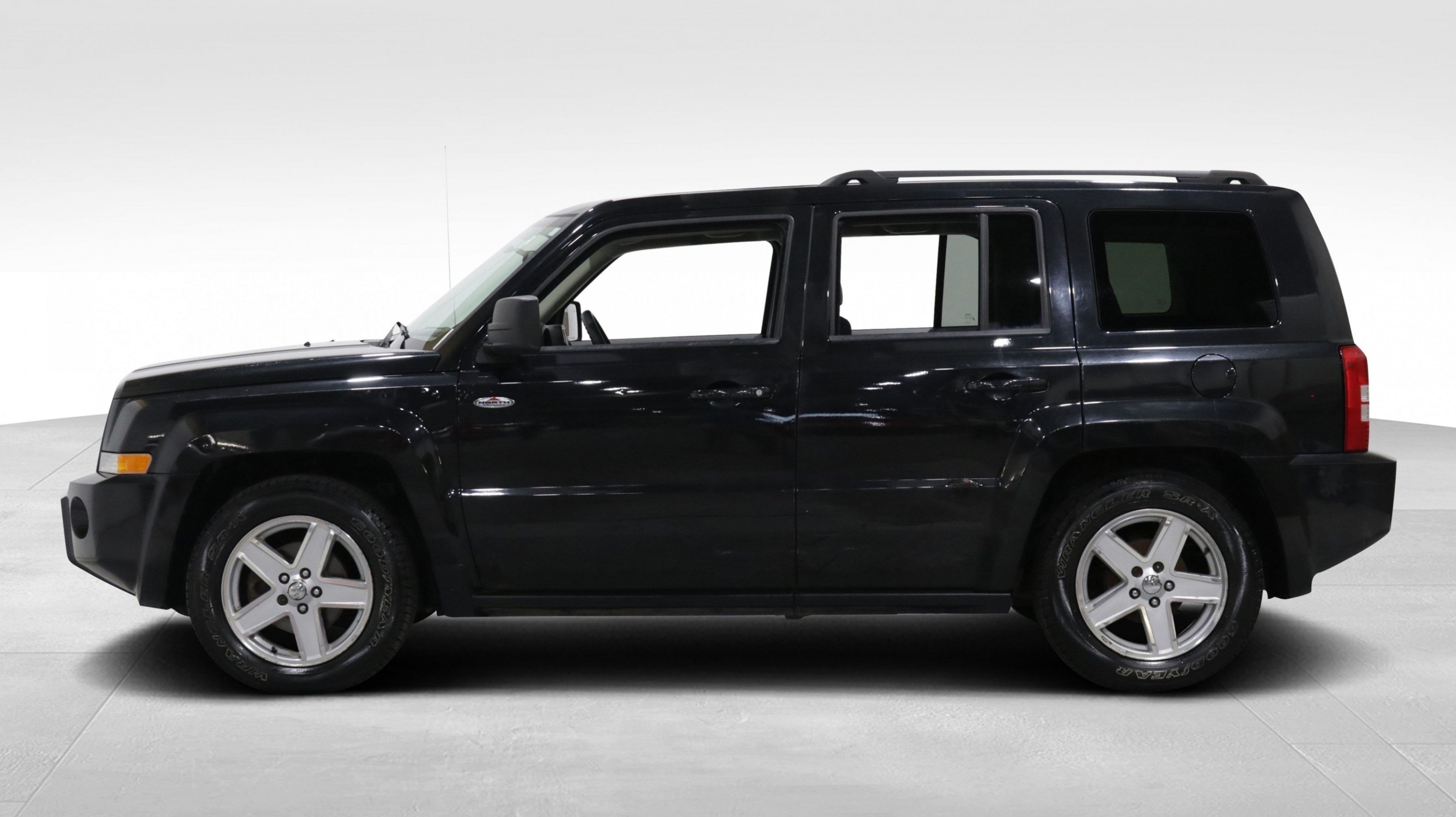 Jeep Patriot 2010 NORTH AUTO A/C GR ELECT usagée et d’occasion à vendre