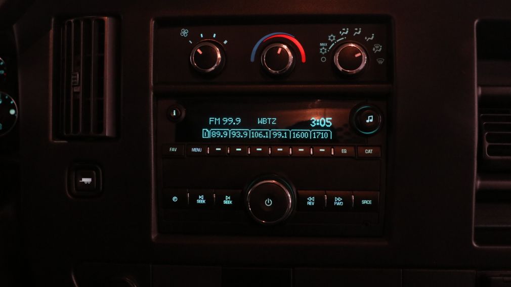 2018 GMC Savana 135” AUTO AC AM FM #14