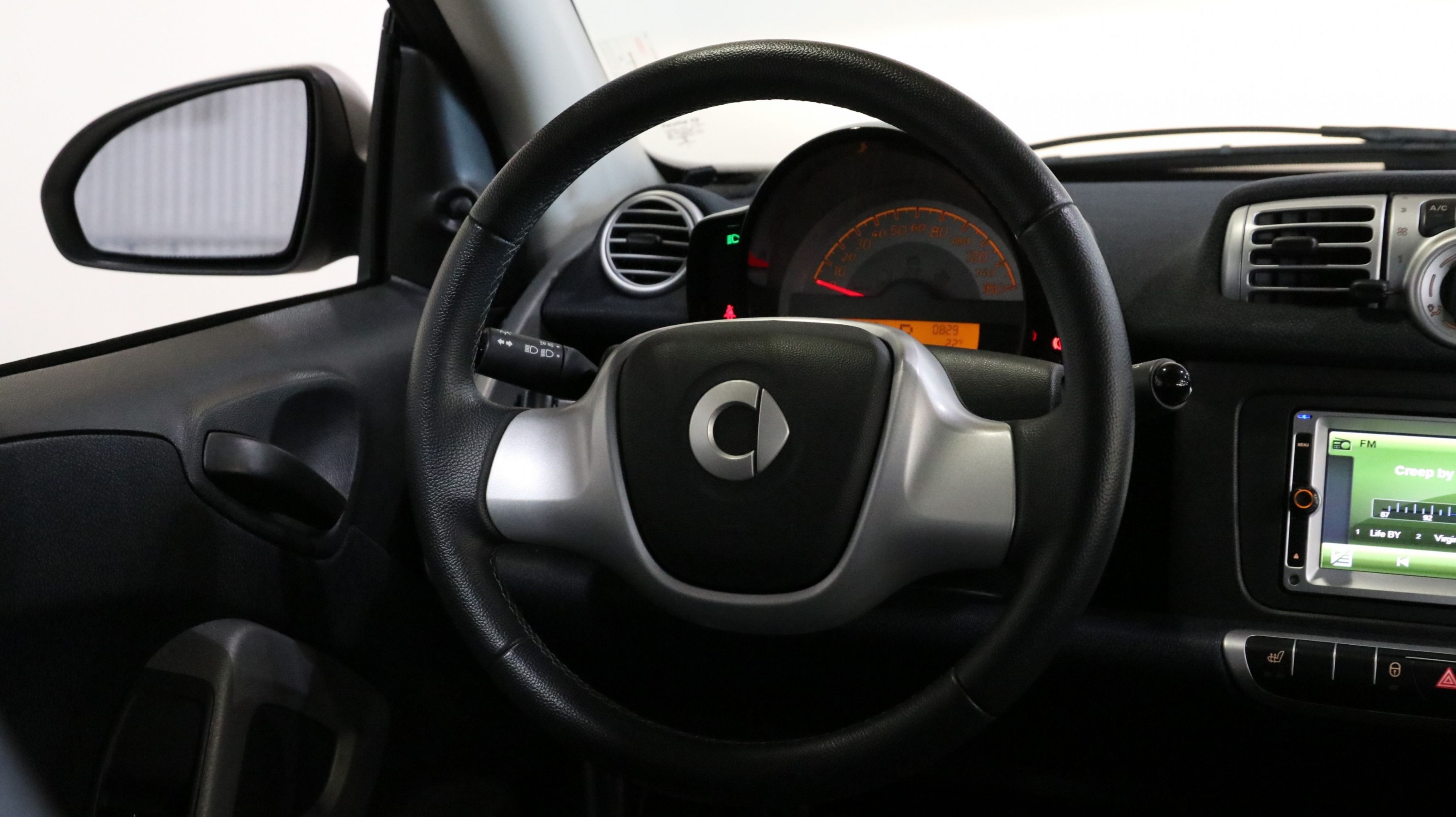 Smart fortwo как подключить bluetooth