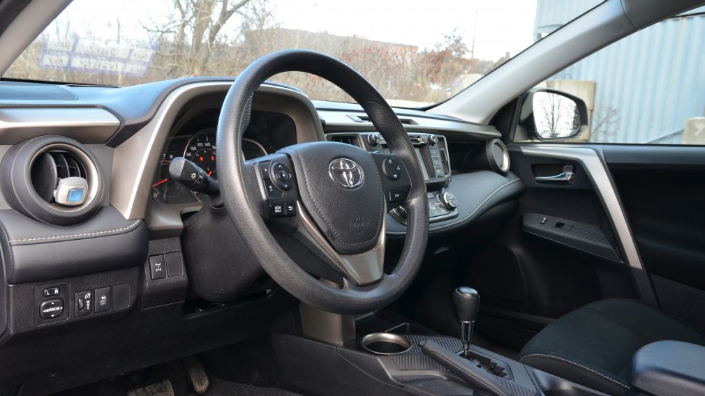 2015 Toyota Rav 4 XLE A/C NAV SIEGES CHAUFFANT TI SAT BLUETOOTH CRUI #9