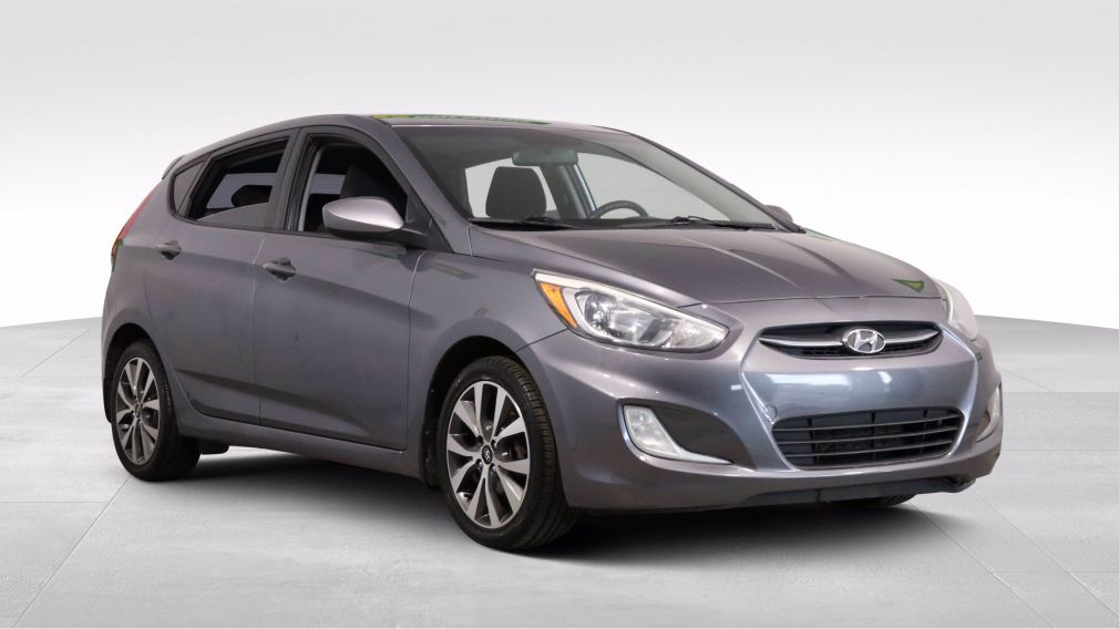 2015 Hyundai Accent SE Hatchback Mags Toit-Ouvrant Bluetooth #0