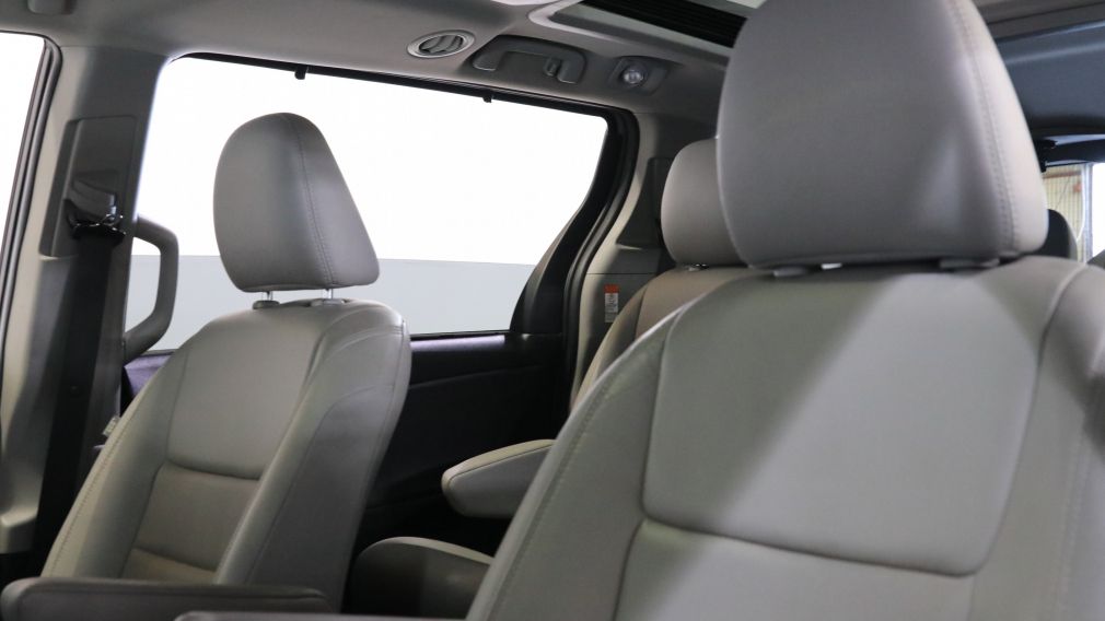 2015 Toyota Sienna XLE AWD AUTO AC GR ELEC MAGS TOIT CUIR #10