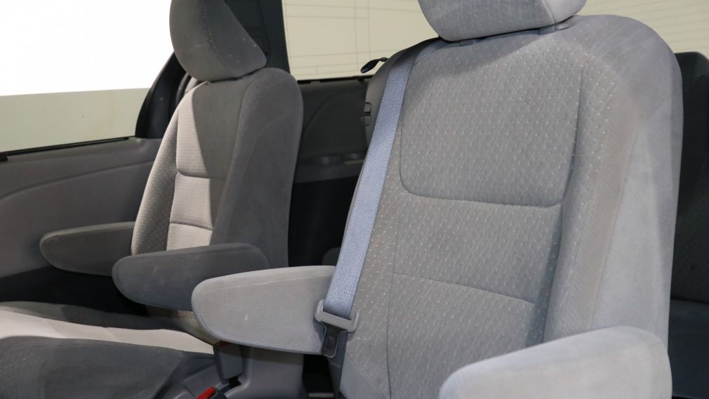 2019 Toyota Sienna LE AUTO AC GR ELEC MAGS 8 PASS CAM DE RECULE #27