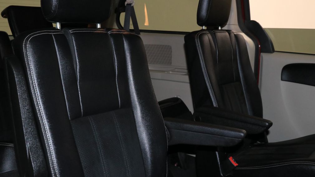 2018 Dodge GR Caravan SXT Premium Plus AUTO AC GR ELEC MAGS 7 PASS #25