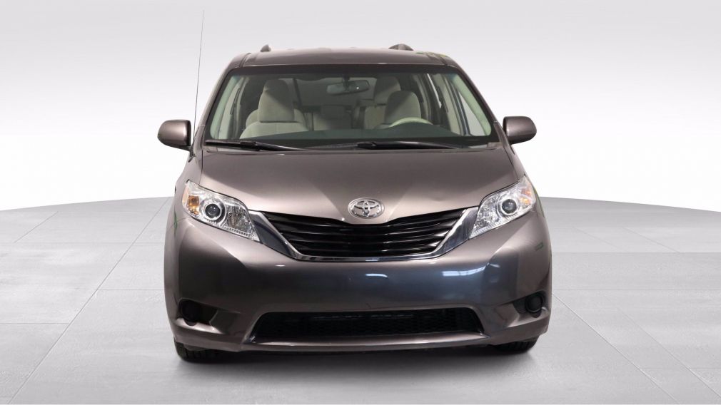 2014 Toyota Sienna LE A/C GR ELECT MAGS #2
