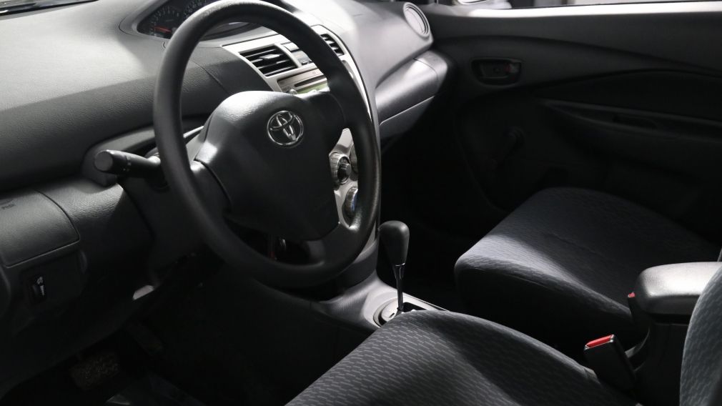 2009 Toyota Yaris 4dr Sdn Auto #8