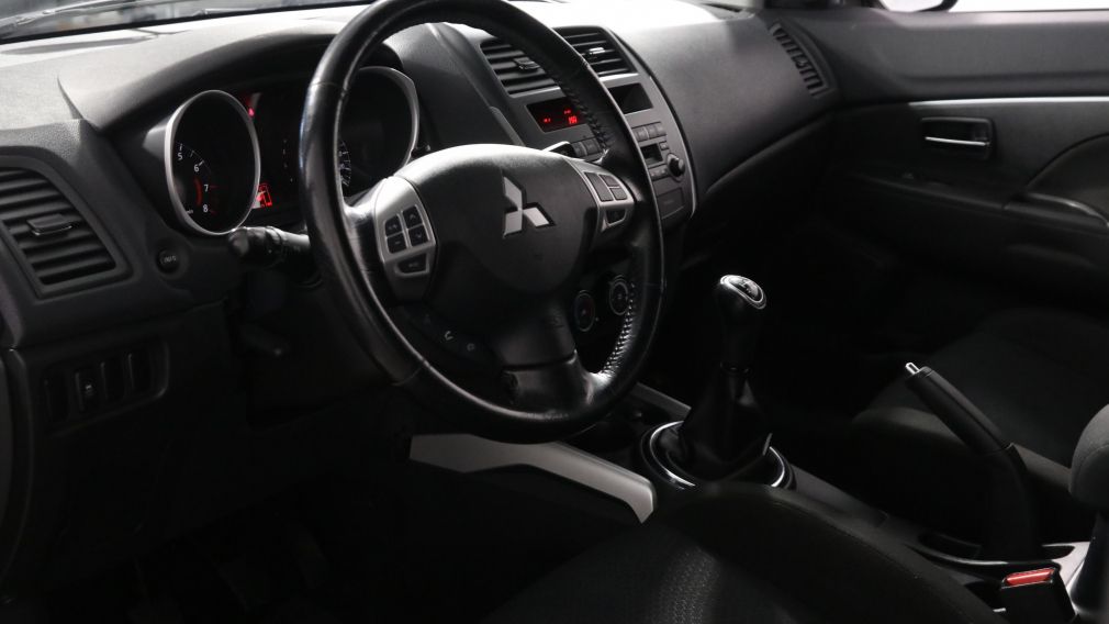 2012 Mitsubishi RVR SE #8