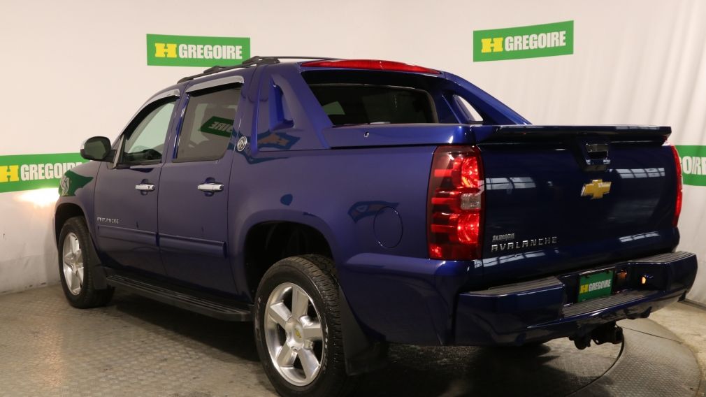 2013 Chevrolet Avalanche LT #19