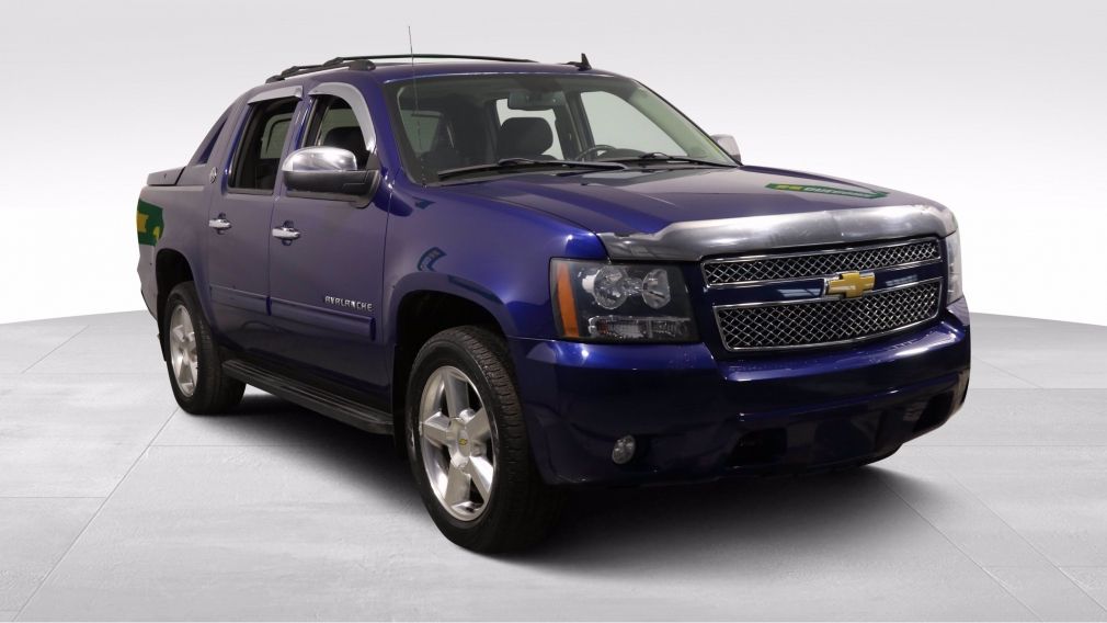 2013 Chevrolet Avalanche LT #0