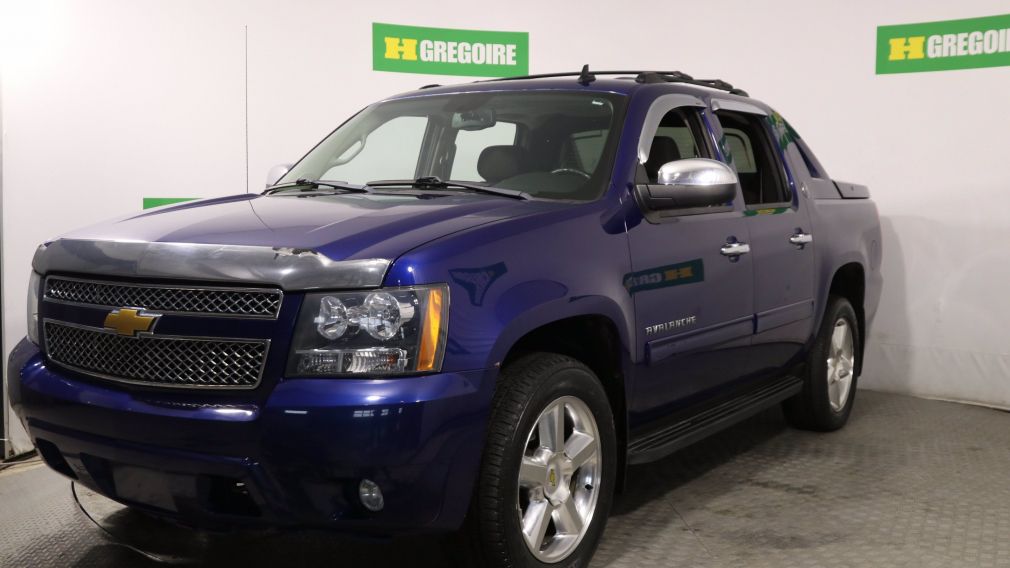 2013 Chevrolet Avalanche LT #3