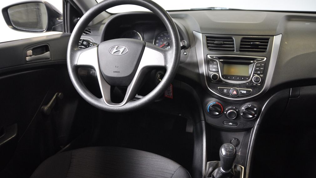 2015 Hyundai Accent L USB/MP3/AUX BAS KM'S Garantie Complete #12