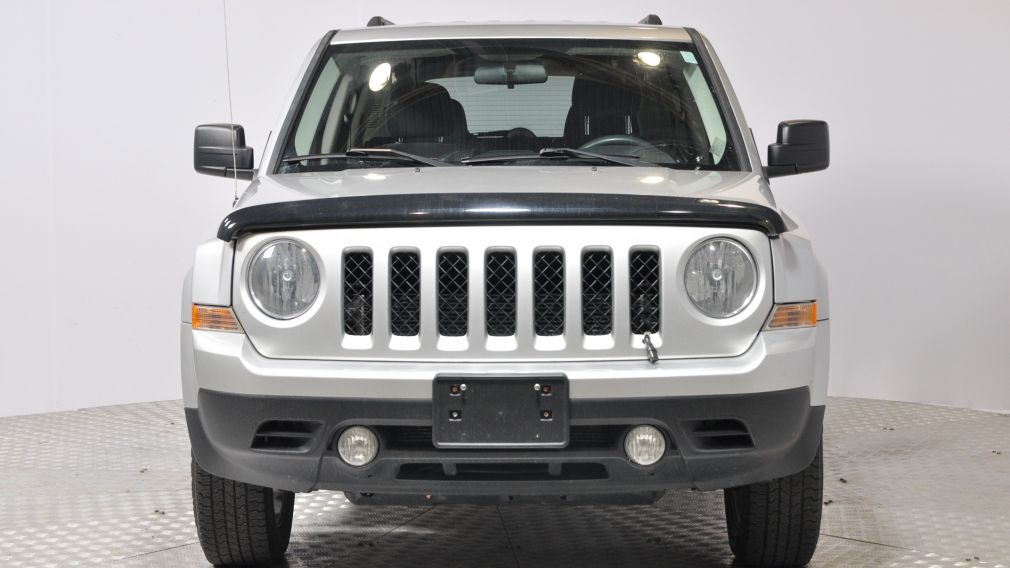 2011 Jeep Patriot North AUTO 4x4 A/C MP3/Aux Cruise BAS KMS!!! #1