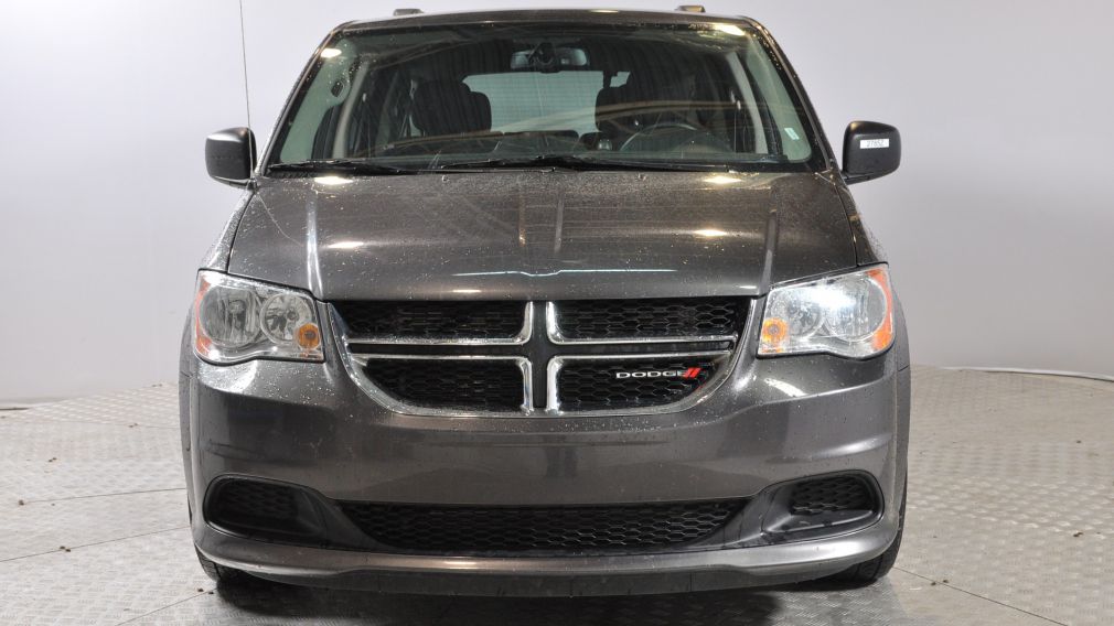 2016 Dodge GR Caravan SXT #2