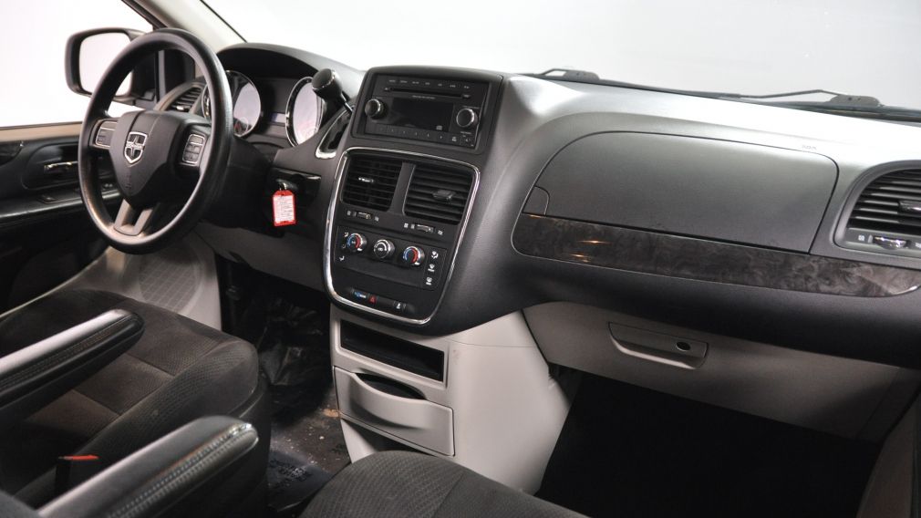 2014 Dodge GR Caravan SXT Bi-Zone A/C Cruise 7Places AUX/MP3 #27