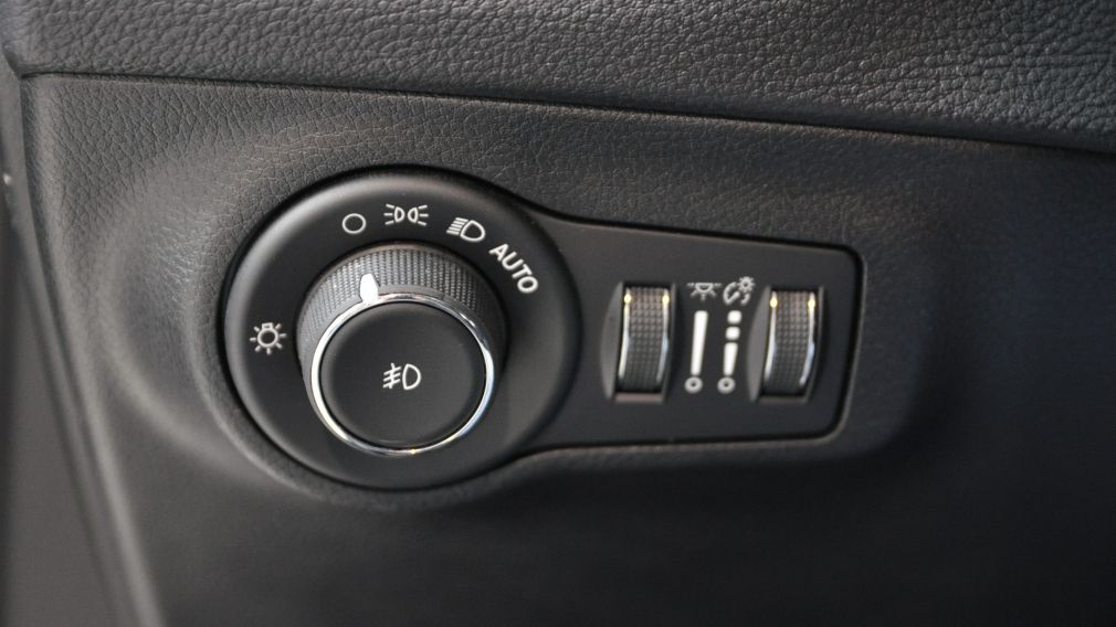 2017 Jeep Compass Limited 4X4 Apple-CarPlay Démarreur Cuir-Chauffant #13