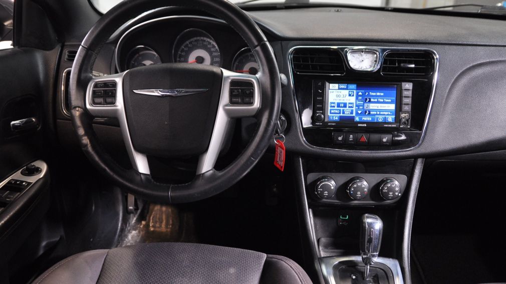 2012 Chrysler 200 Touring Convertible Bluetooth A/C Cruise MP3 #10