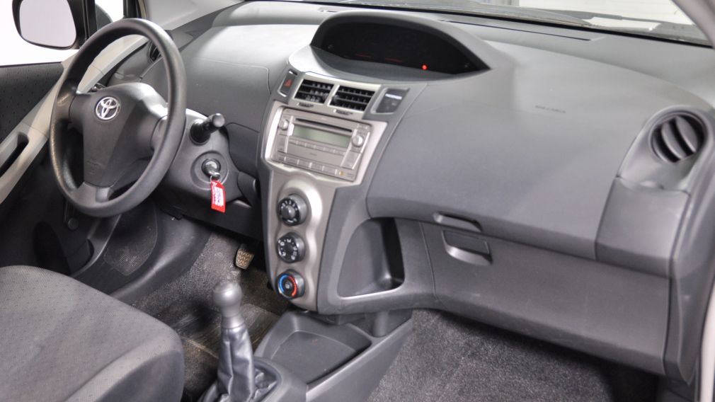 2010 Toyota Yaris CE Hatchback BAS-KMS Fiable AUX/MP3 #17