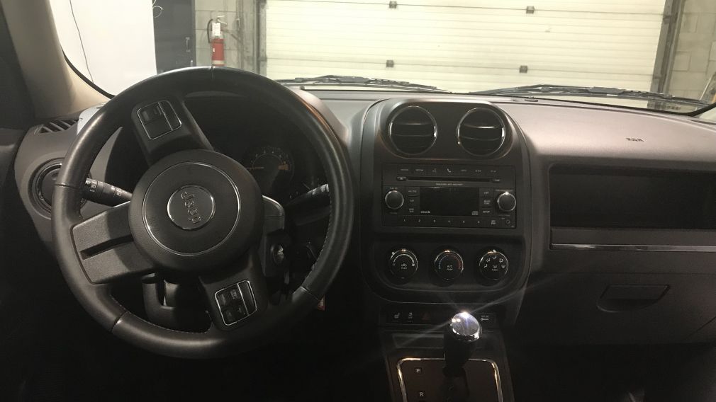 2016 Jeep Patriot High Altitude  A/C MP3 #37