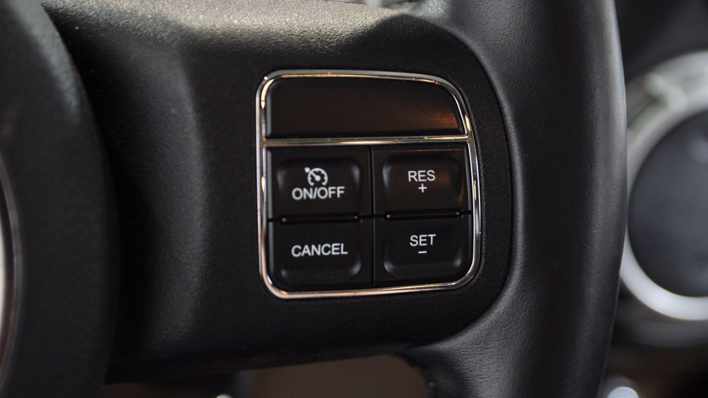 2011 Jeep Wrangler Unlimited Sahara 4X4 Auto Bluetooth 2-Toits MP3/AUX #9