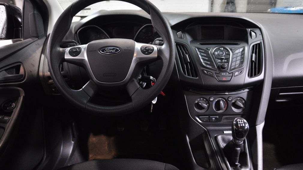 2014 Ford Focus S A/C Bluetooth GR.ELEC AUX/MP3 ECONOMIQUE #3