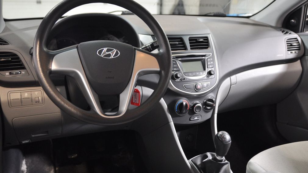 2013 Hyundai Accent L MP3/USB/AUX Fiable et ECONOMIQUE #17