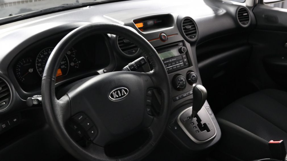 2010 Kia Rondo EX #9