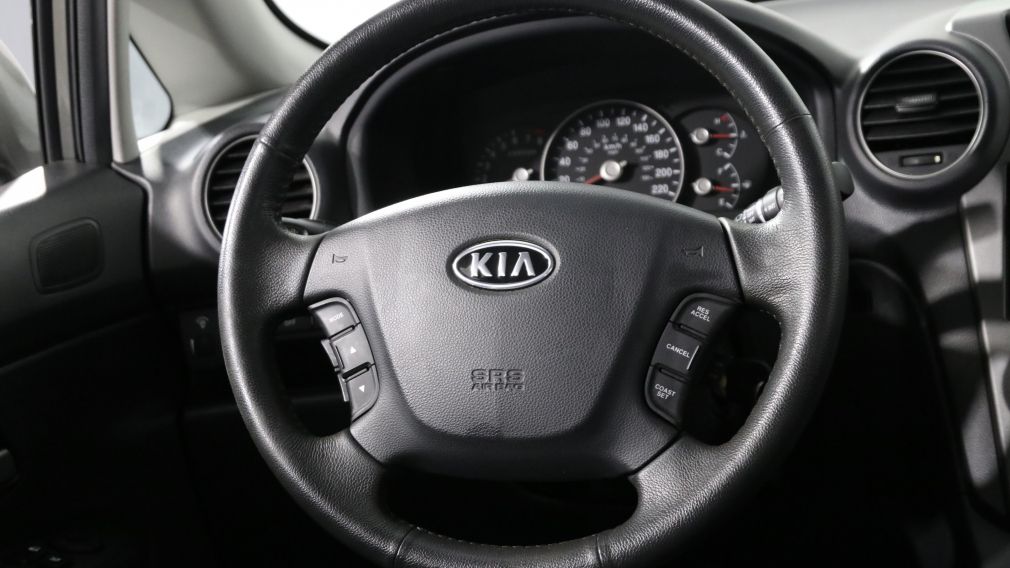 2010 Kia Rondo EX #14