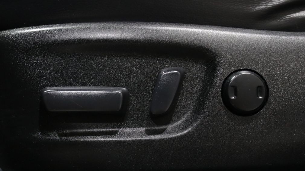 2016 Toyota Rav 4 LIMITED AWD AUTO A/C CUIR TOIT NAV MAGS CAM RECUL #12