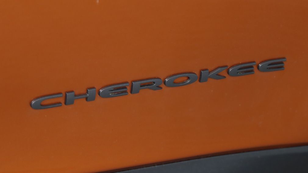2015 Jeep Cherokee Trailhawk #9