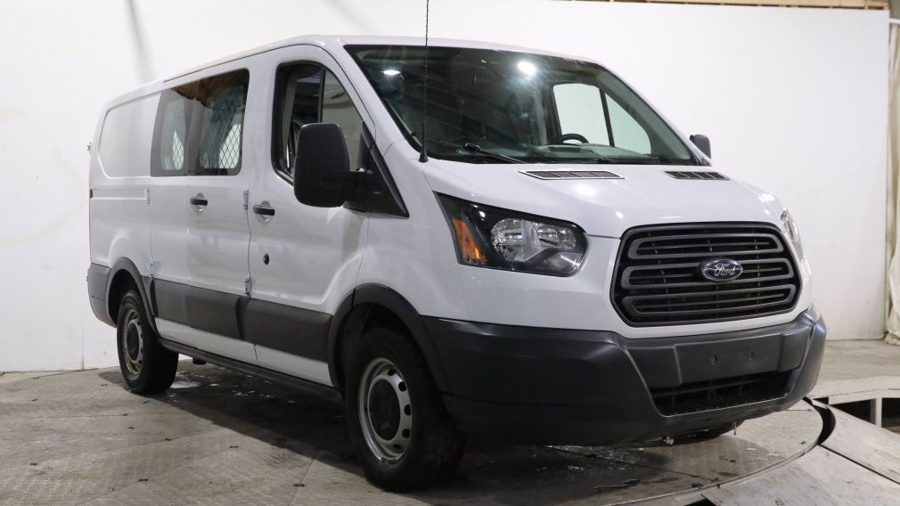 2018 Ford TRANSIT T-150 130" Low Rf Swing-Out RH Dr AUTO AC CAM RECU #0