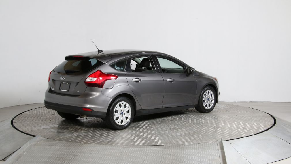 2012 Ford Focus SE #4