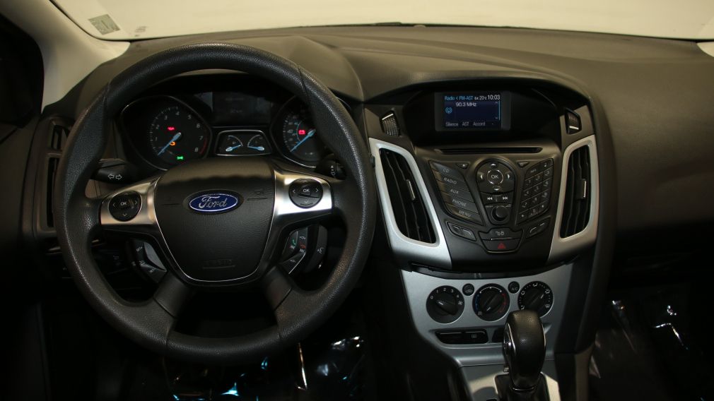 2012 Ford Focus SE #10