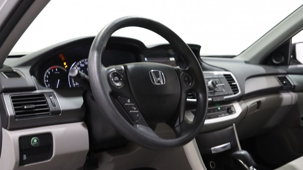 2015 Honda Accord LX #9