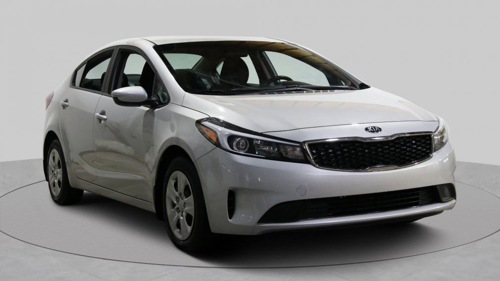 2017 Kia Forte LX AUTO AC VITRE ET PORTE ELEC BLUETOOTH #0