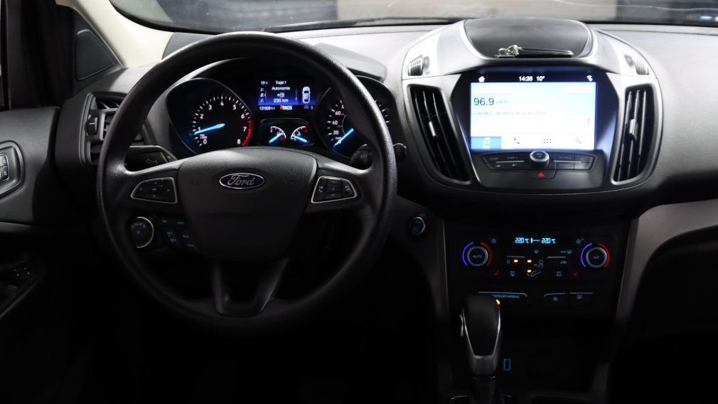 2019 Ford Escape SE #17