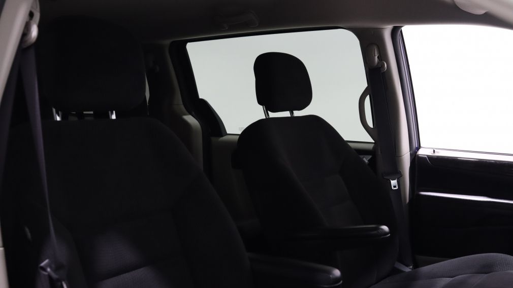 2015 Dodge GR Caravan Canada Value Package AUTO A/C GR ELECT MAGS 7PASSA #16