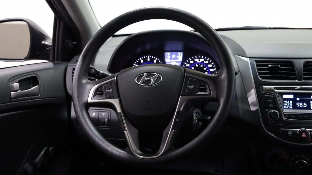 Hyundai Accent 2017 LE AUTO A/C BLUETOOTH usagée et d’occasion à vendre ...