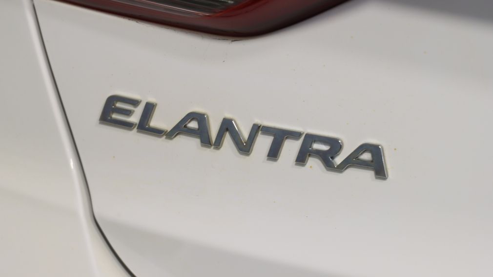 2017 Hyundai Elantra GL #10