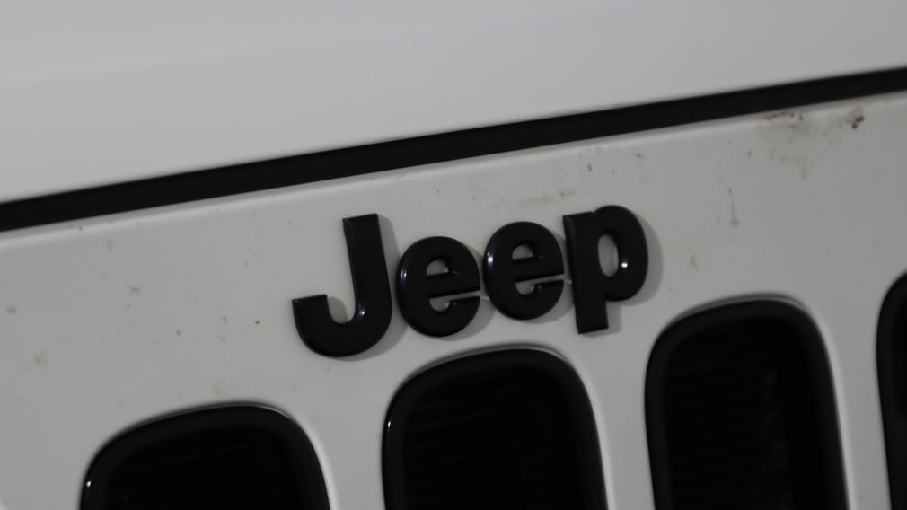 2015 Jeep Wrangler Unlimited Wrangler X #9