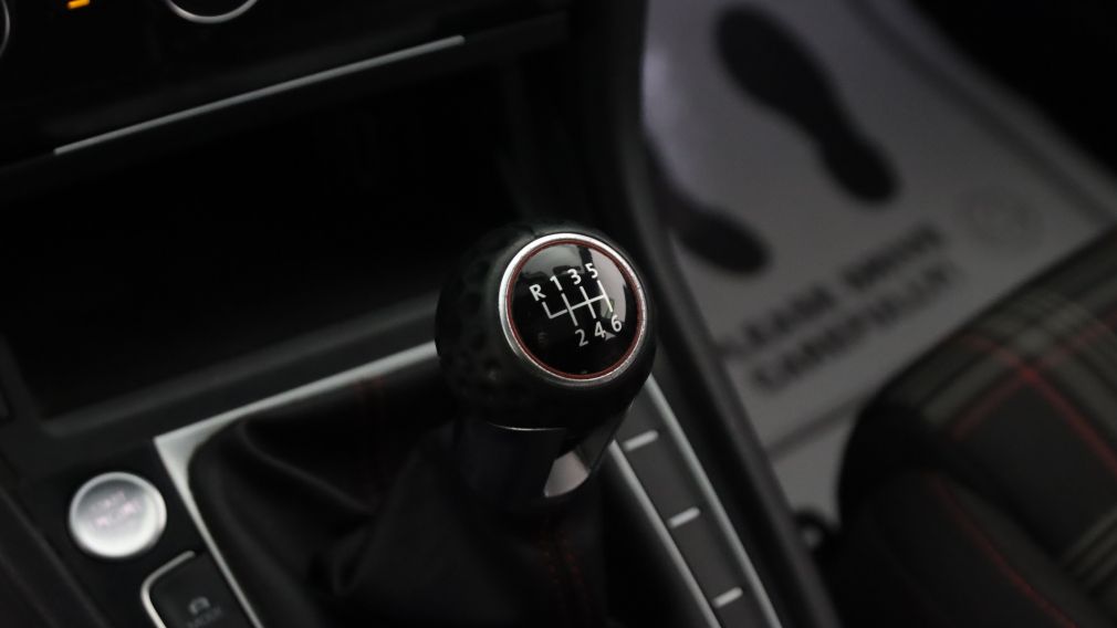2015 Volkswagen Golf GTI AUTOBAHN #19