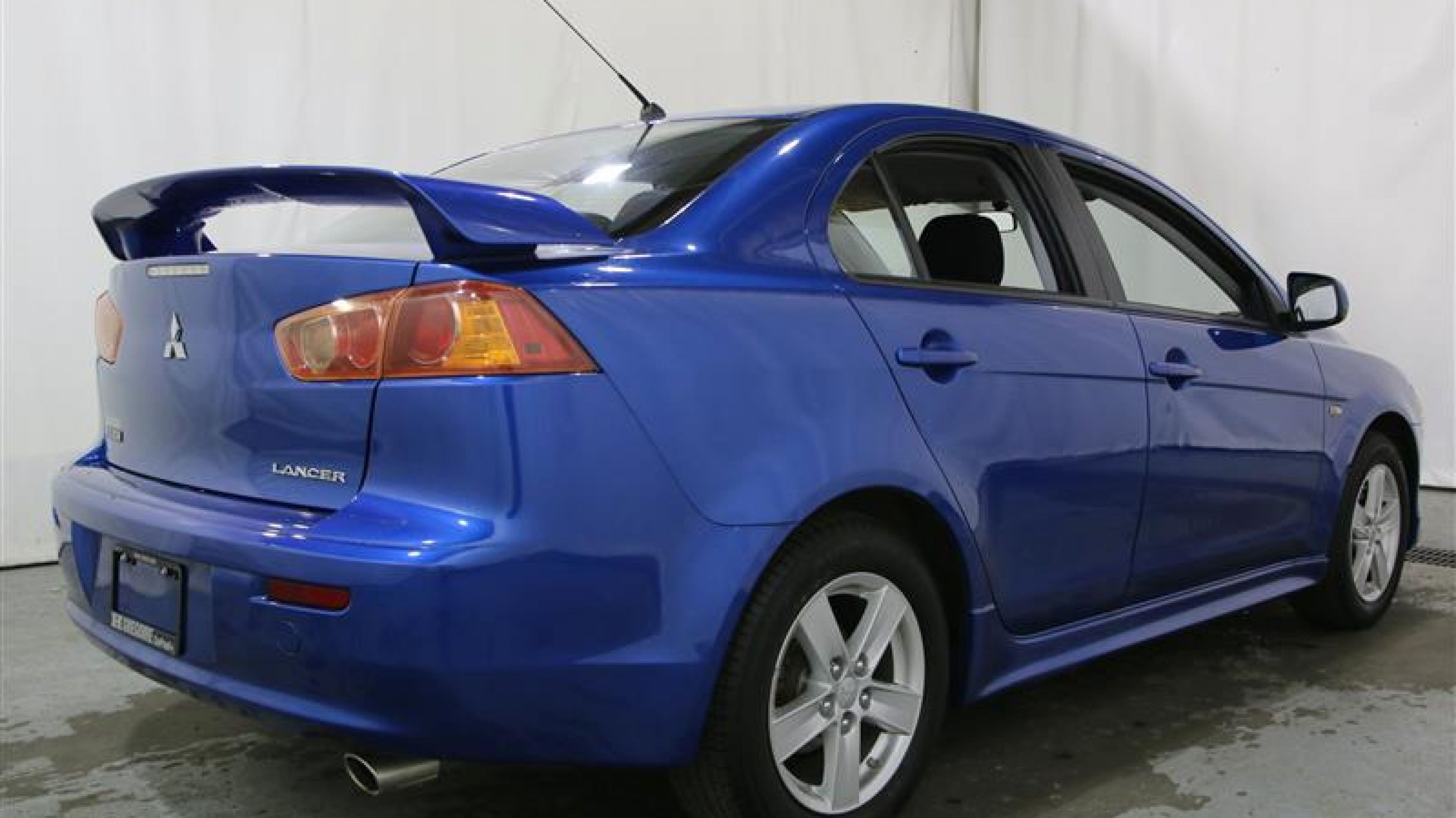 Mitsubishi lancer 2009 универсал