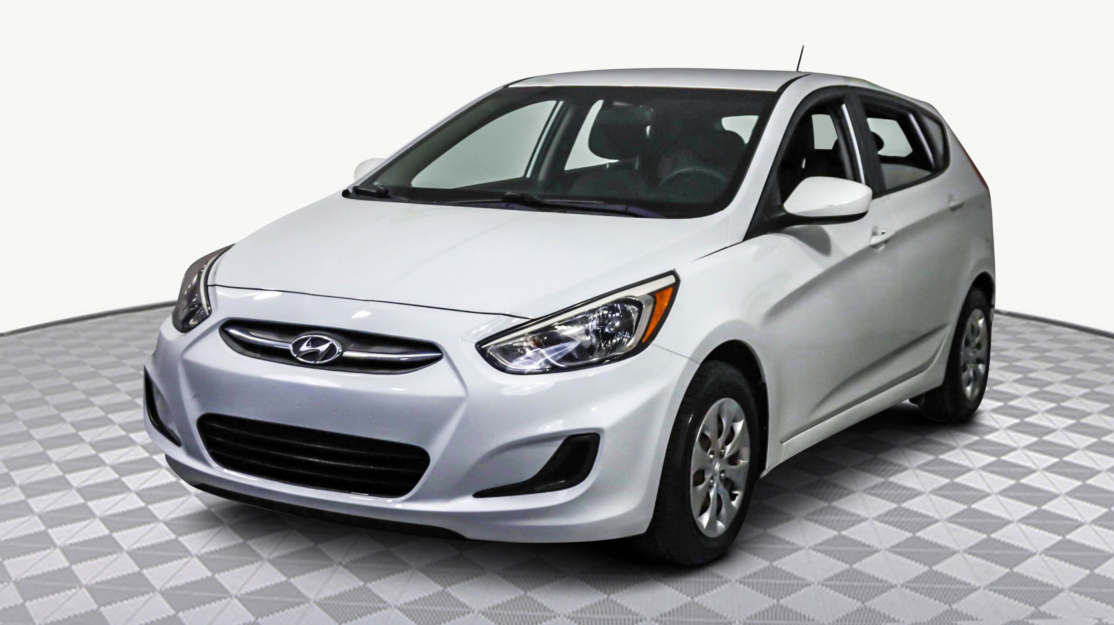 Parboue Hyundai Accent 2017 Droit main image 0