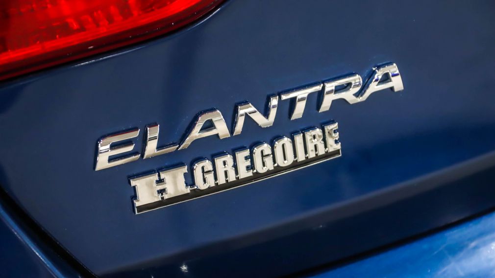 2016 Hyundai Elantra L #9