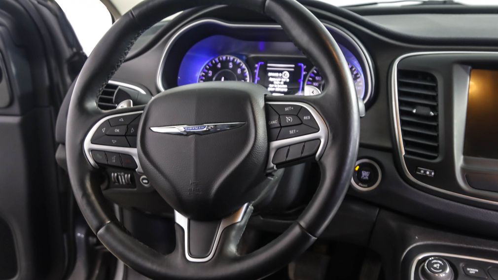 2015 Chrysler 200 Limited #11