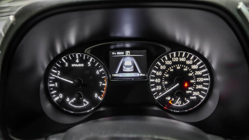 2016 Nissan Pathfinder SL #9